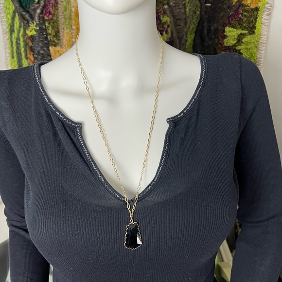 Large Black Glass Pendant Elegant Necklace - Dressy Boho Trendy Necklace - Picture 14 of 14